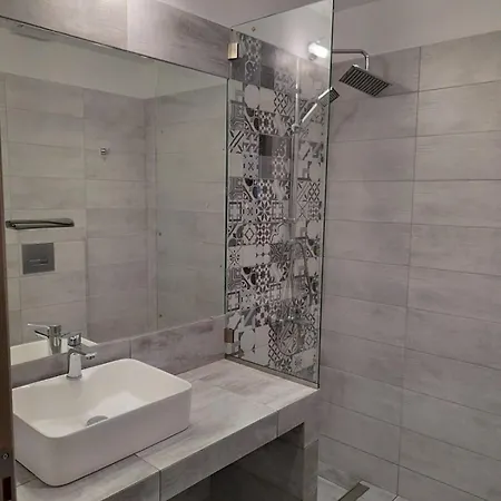 Apartamento πολυτελές μπροστά στην παραλία Mfd Luxury Caristo